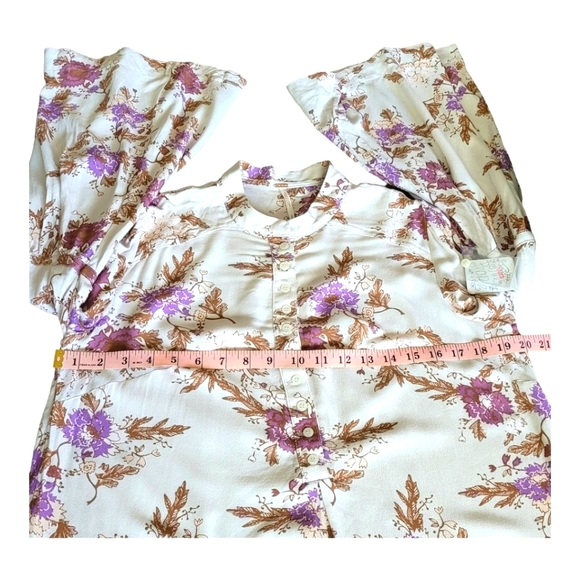 Free People Easy Girl Bell Sleeve Floral Top NEW Western Floral Tunic Oversized - Picture 16 of 17